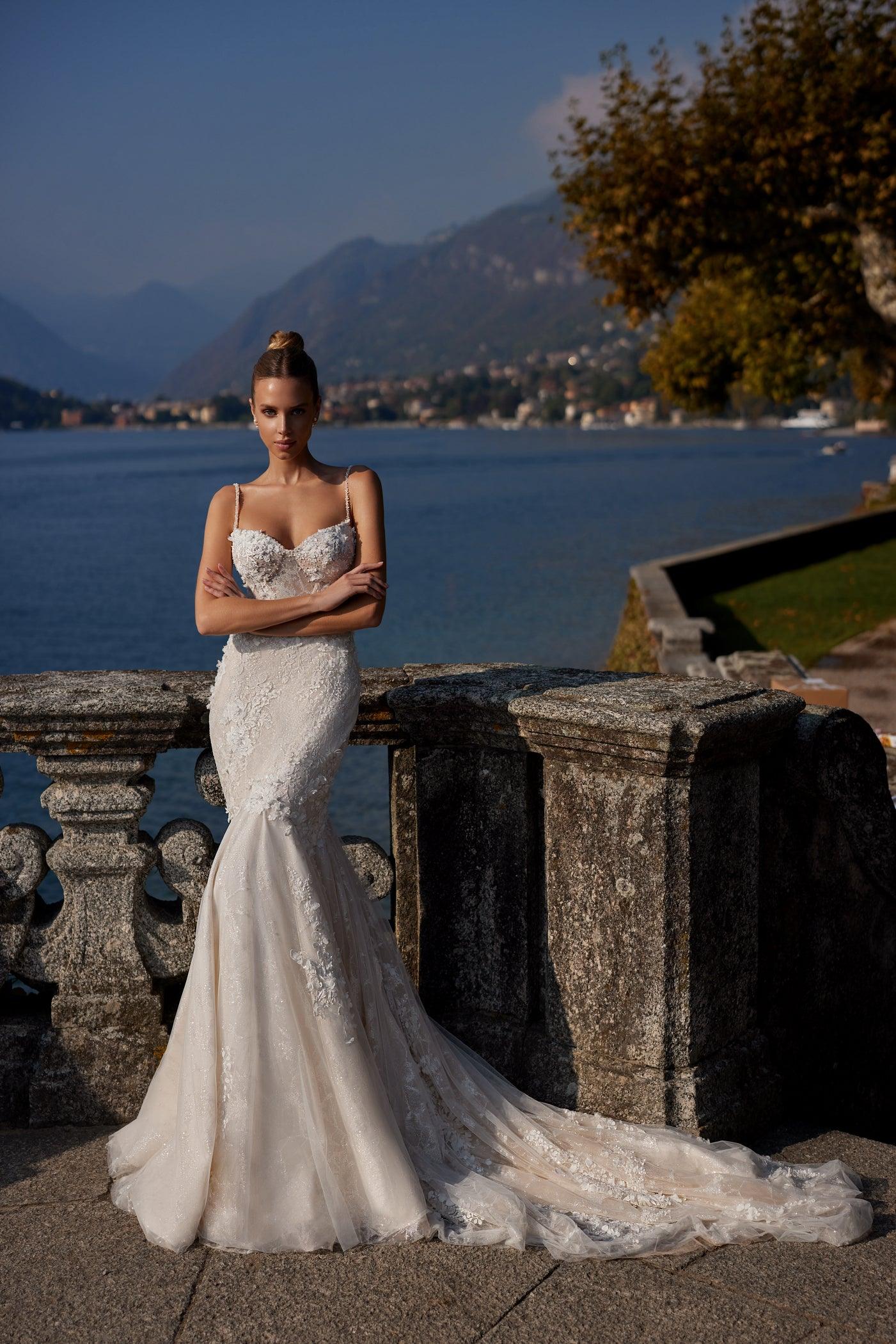 Milan - Wedding Store Nikolina GmbH 