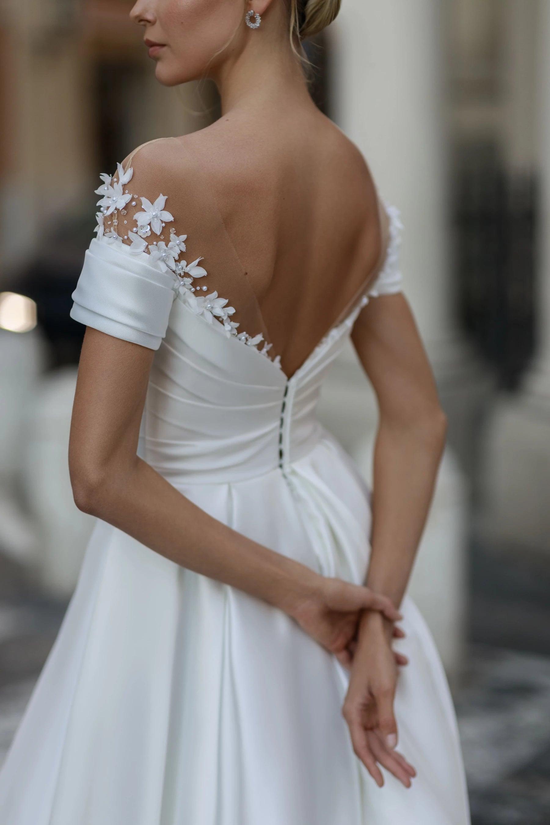Olivia - Wedding Store Nikolina GmbH 