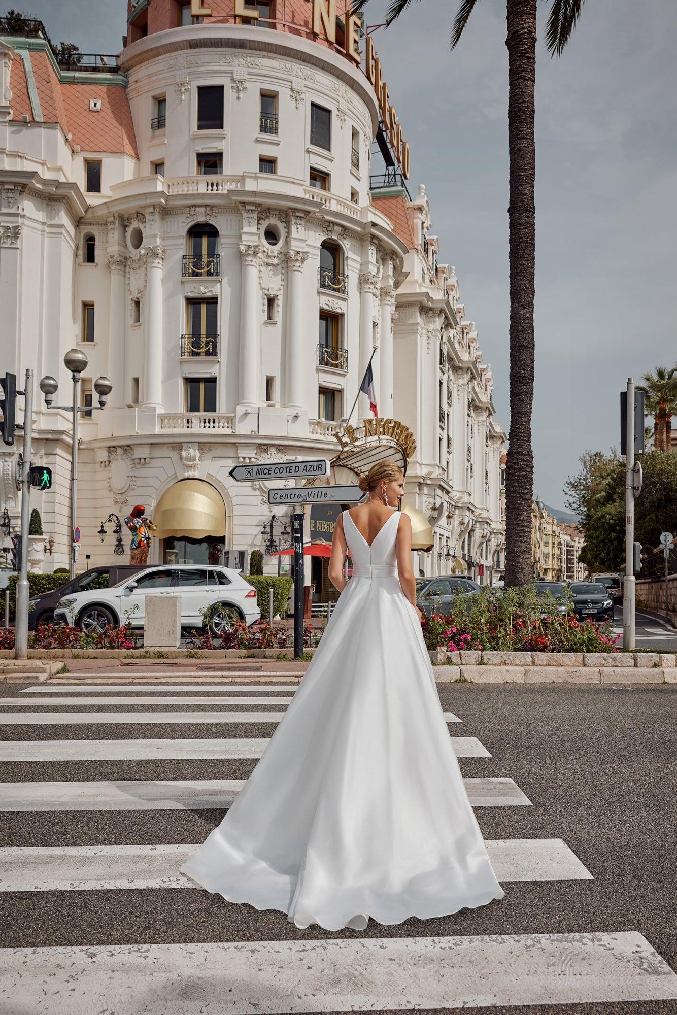 Camila - Wedding Store Nikolina GmbH 