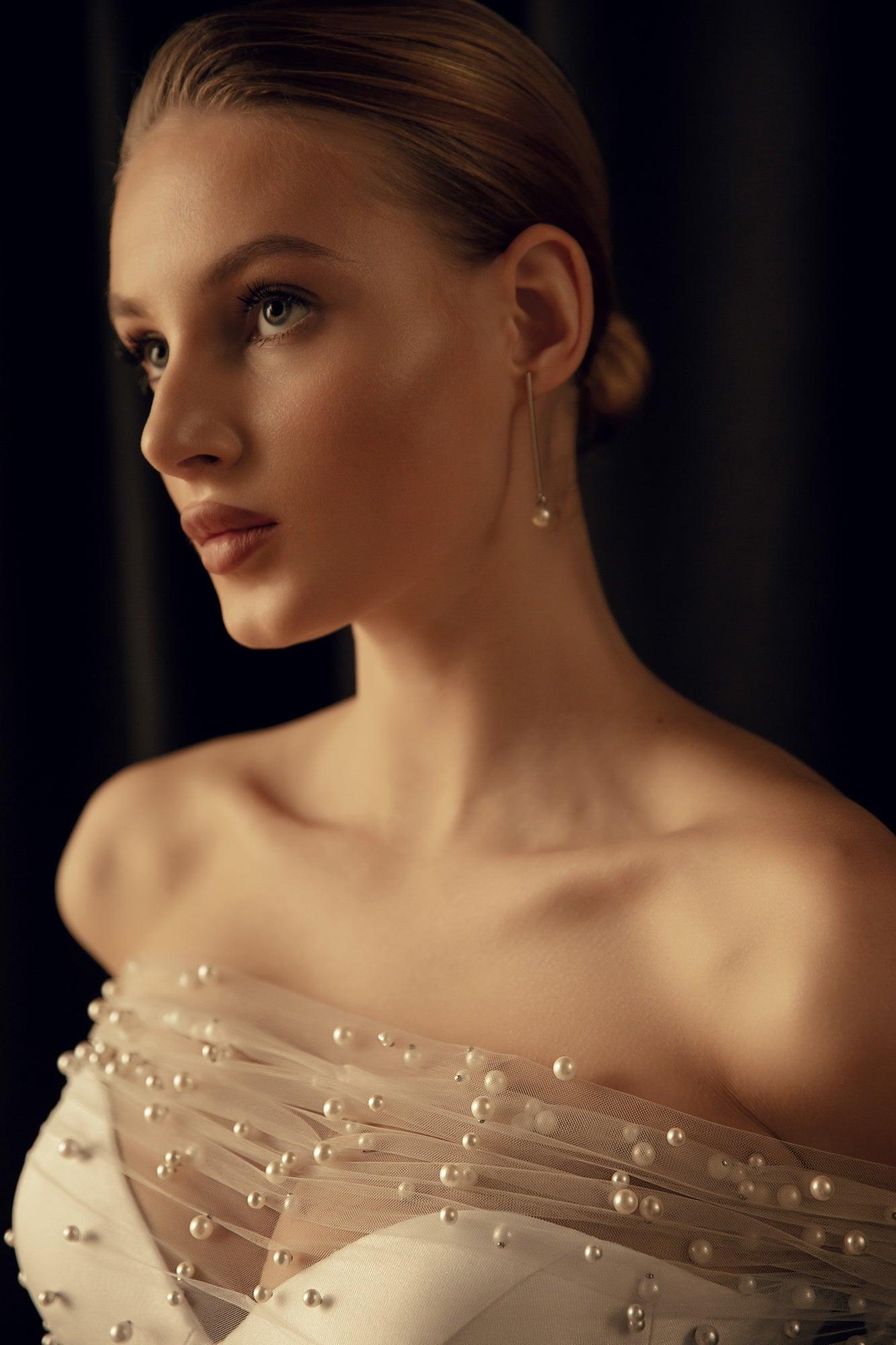 Hilary - Wedding Store Nikolina GmbH 