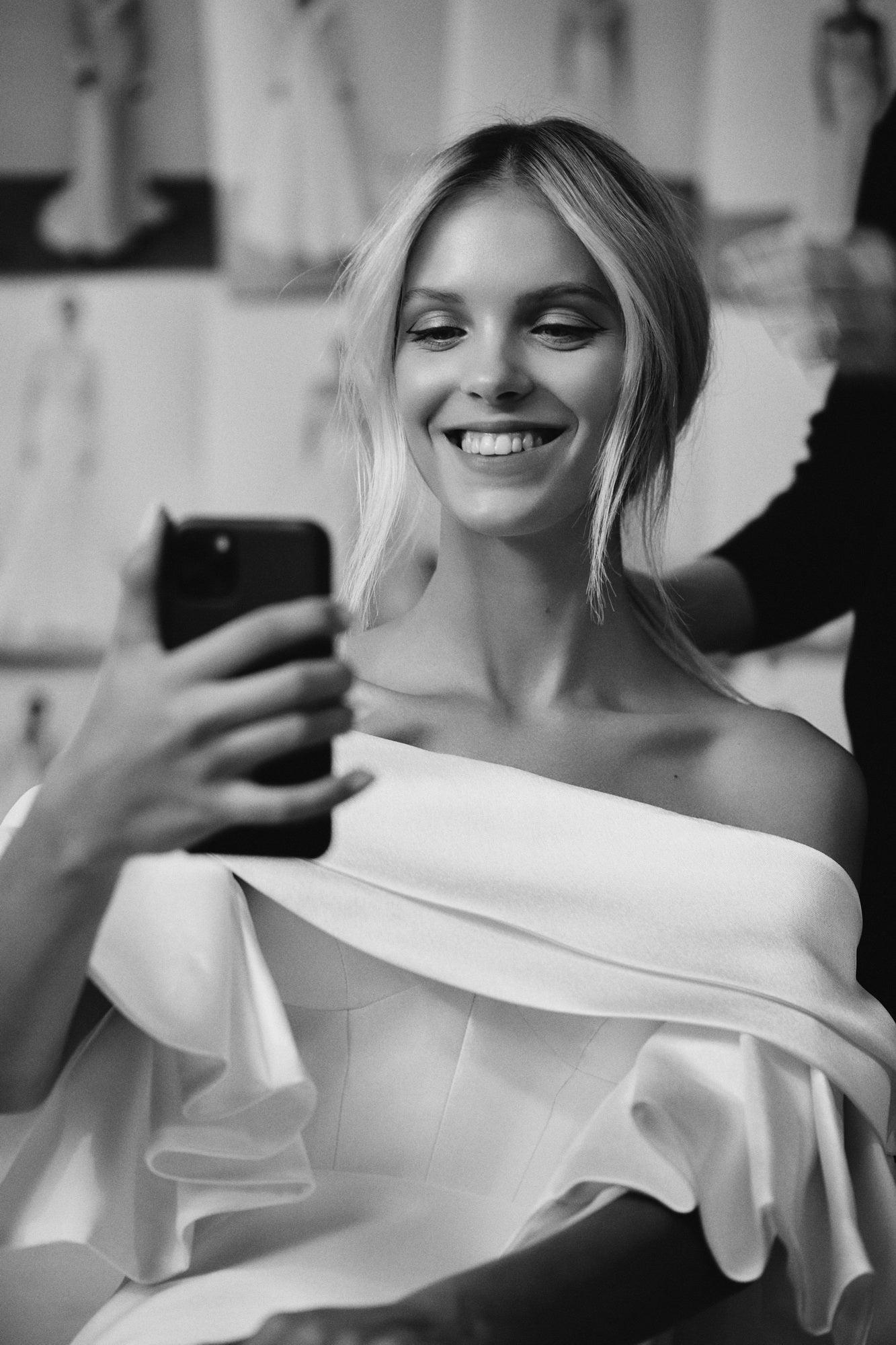 Hilary - Wedding Store Nikolina GmbH 