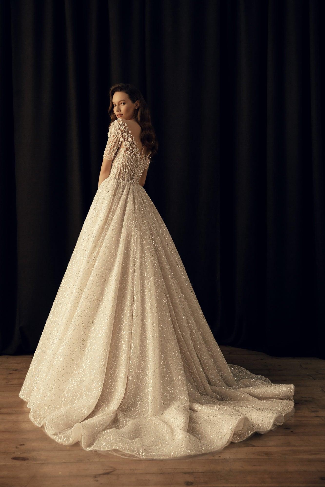 Karen - Wedding Store Nikolina GmbH 