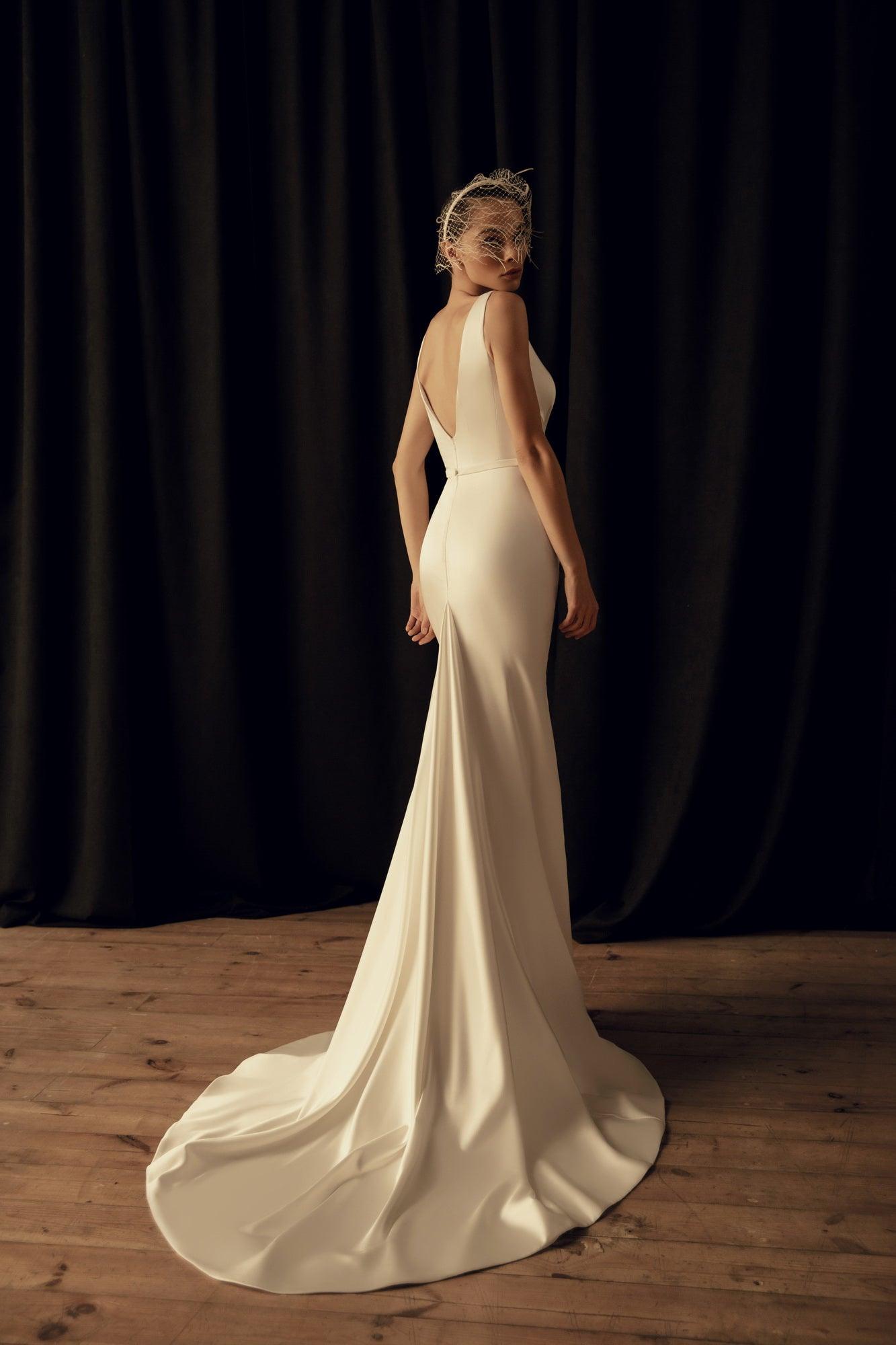 Roxy - Wedding Store Nikolina GmbH 