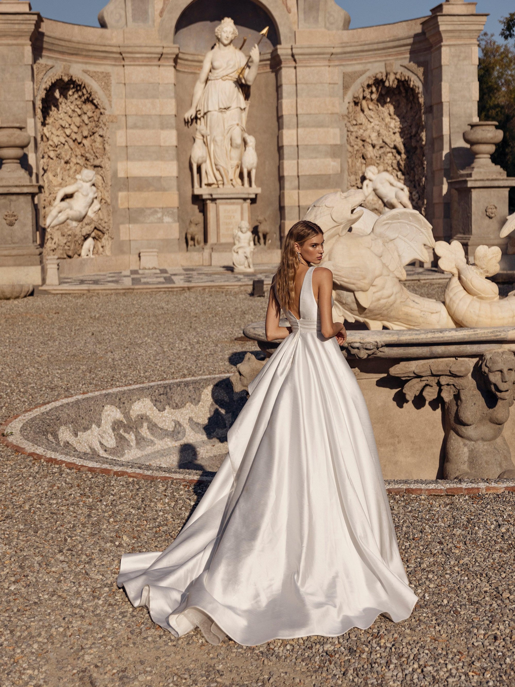 Walter - Wedding Store Nikolina GmbH 